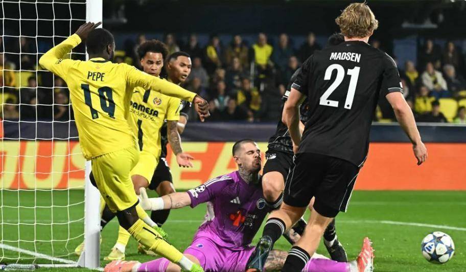 yy易游首页包含塞维利亚门线救险备战法甲赛前那不勒斯调整名单以备西甲，阿贾克斯手感冰凉备战葡超看傻球迷的词条