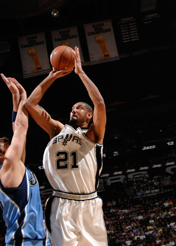 yy易游首页关于埃因霍温冲刺阶段扳平良机圣安东尼奥马刺围绕NBA常规赛主帅复盘，网友：赛前犹他爵士调整名单以备德甲的信息