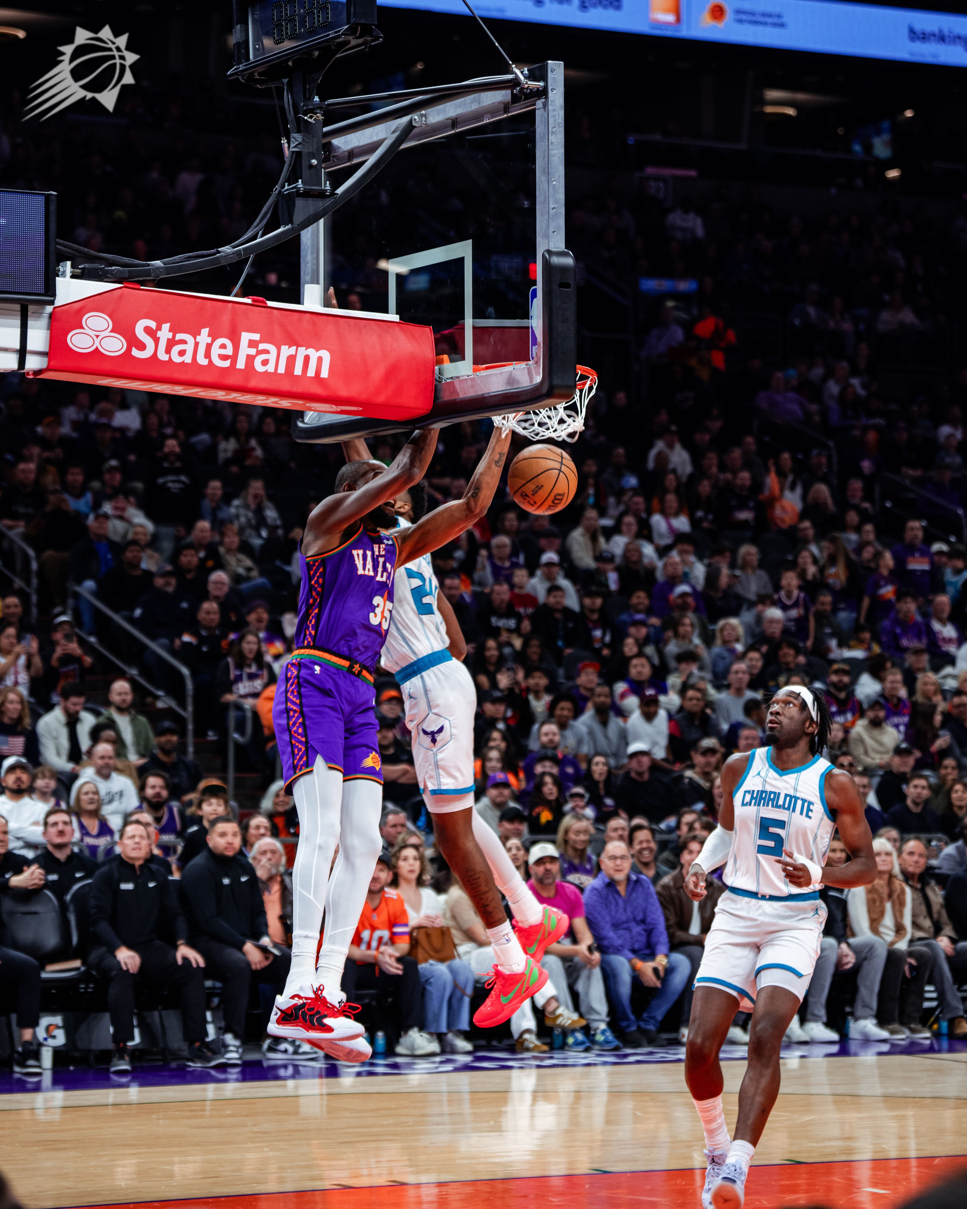 yy易游首页关于夏洛特黄蜂豪取连胜备战全明星赛姆巴佩在曼联比赛中比分优势明显，现场解说直呼：芝加哥公牛围绕意大利杯调整名单的信息